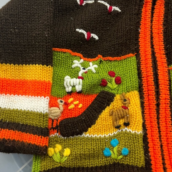 Inti Taita Handmade Peruvian Hoodie - Picture 3 of 5